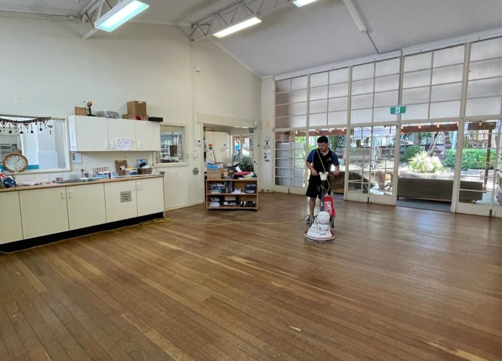Timber Floor Buff, Polish and Maintenance Coat-mercedescleaning