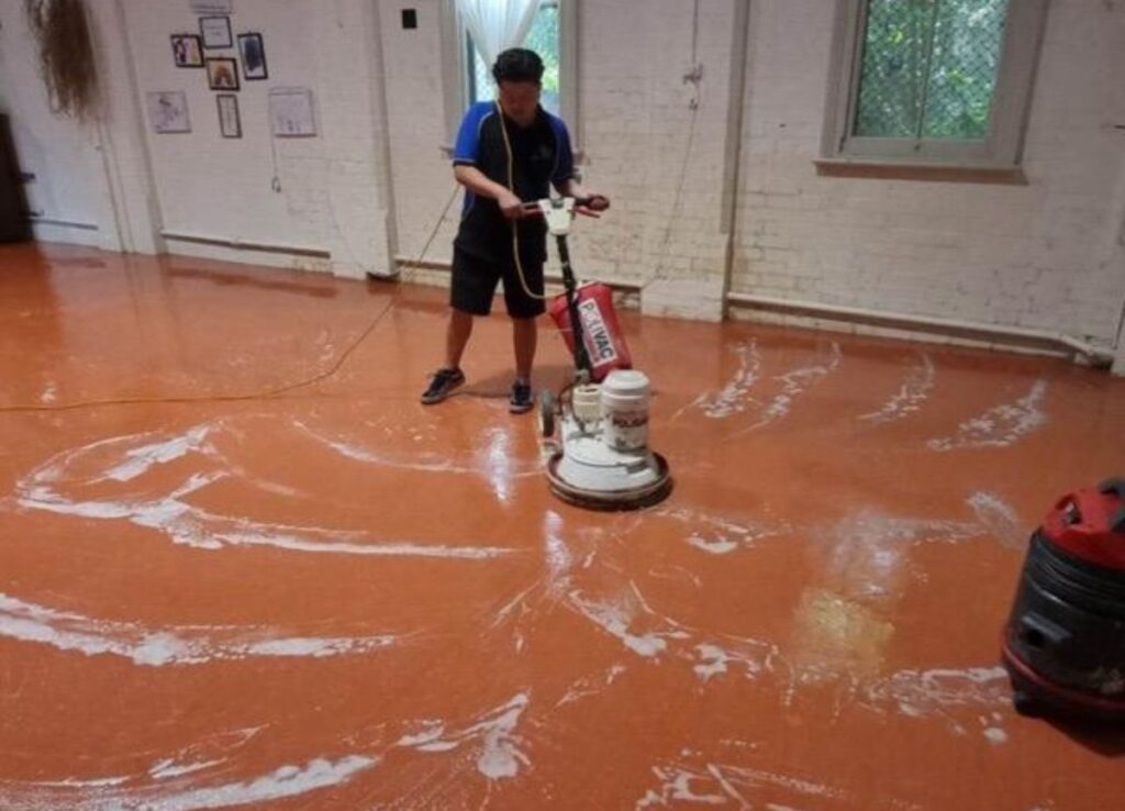 Vinyl Floor Strip and Seal-mercedescleaning